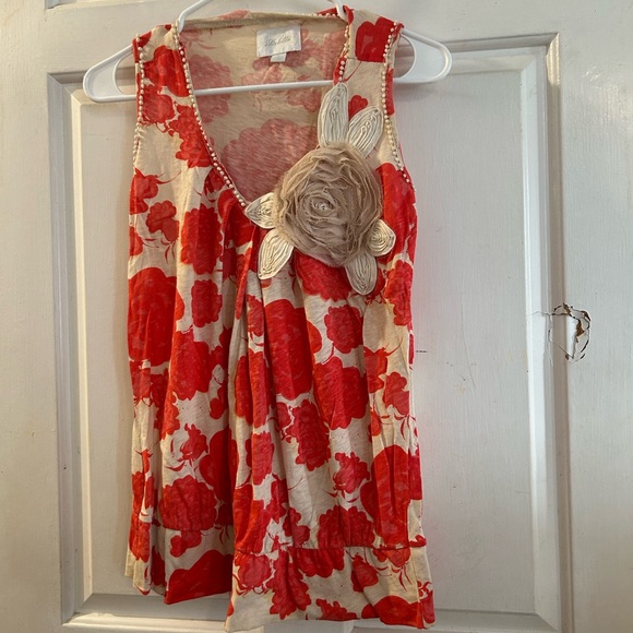 Anthropologie Tops - Anthropologie Red and Cream Floral Sleeveless Top with Flower Applique